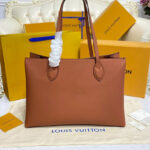 Louis Vuitton Lockme Shopper M58927 Coffee